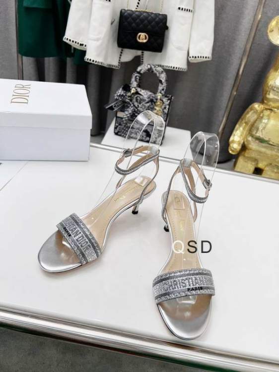 Picture of Dior Shoes _SKUDiorsz34-44SD01273701
